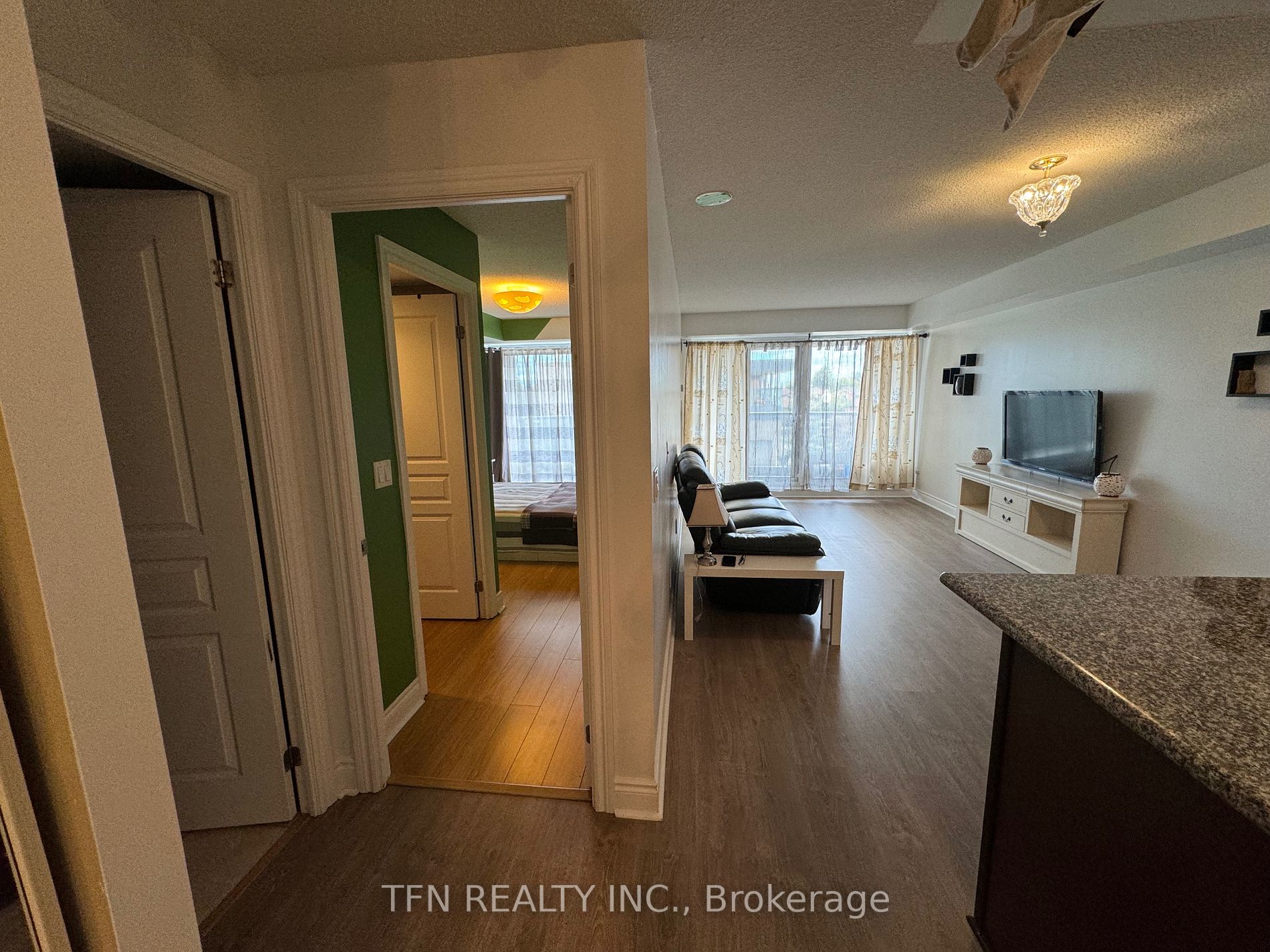 7 North Park Rd, #210
