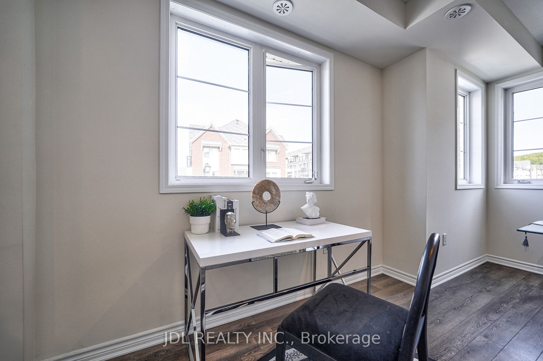 57 Frederick Wilson Ave, #12