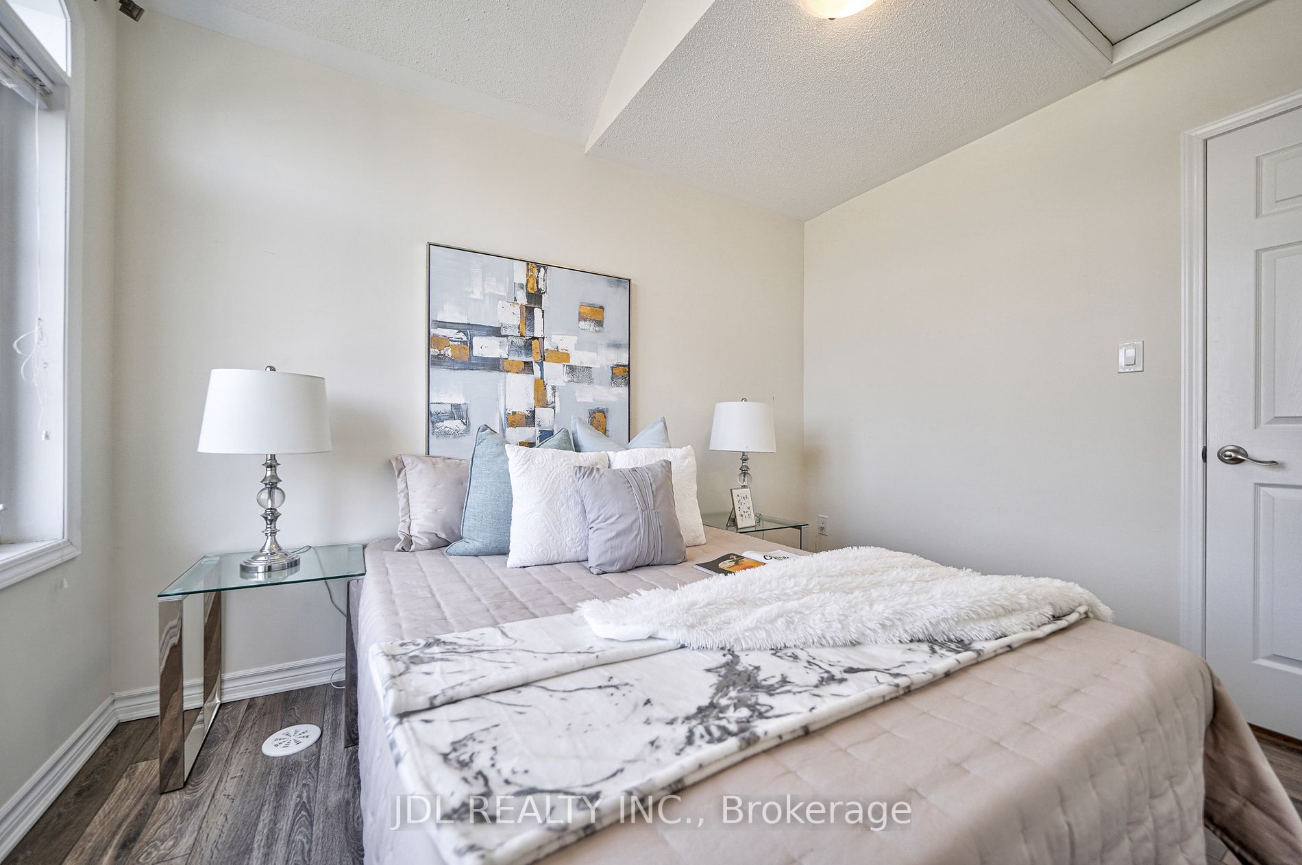 57 Frederick Wilson Ave, #12
