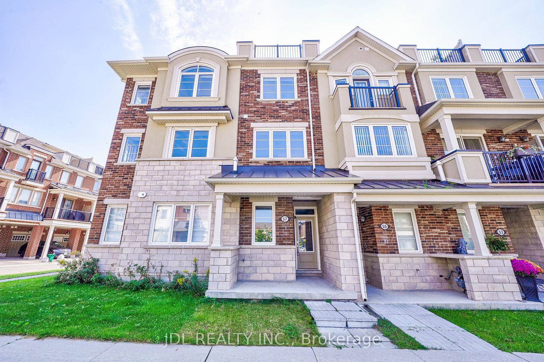 57 Frederick Wilson Ave, #12