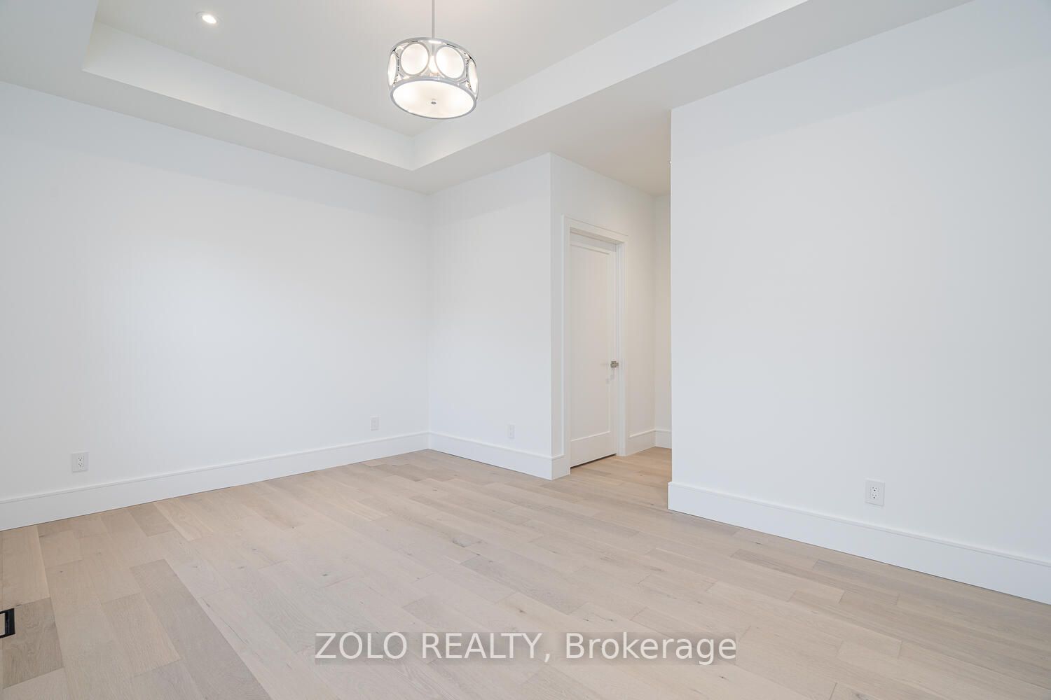 38 Mark St