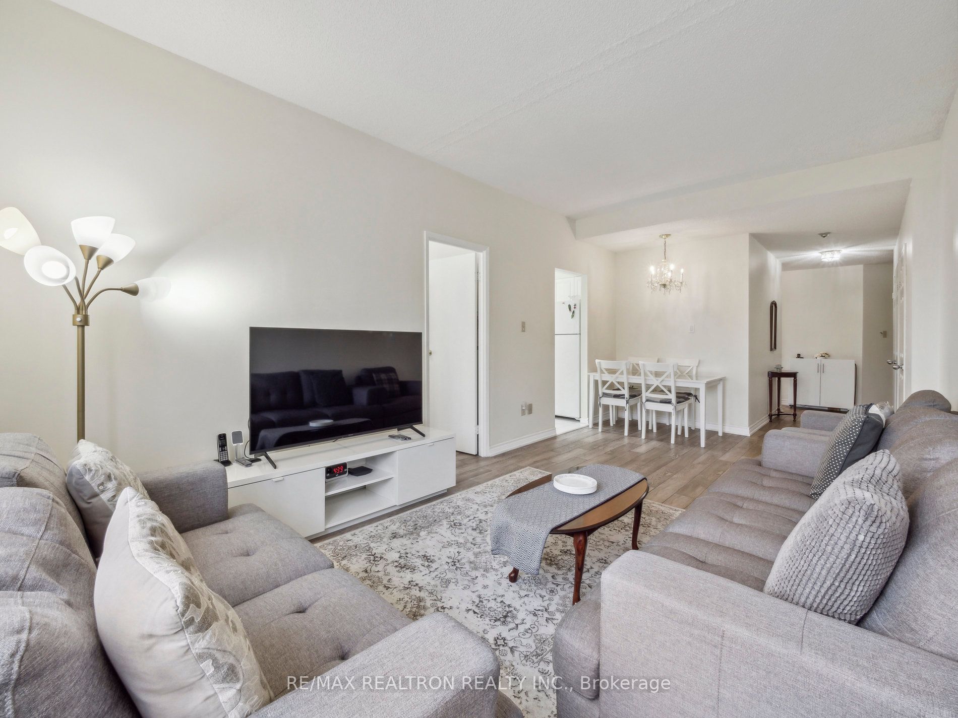 9 Chalmers Rd, #Ph4