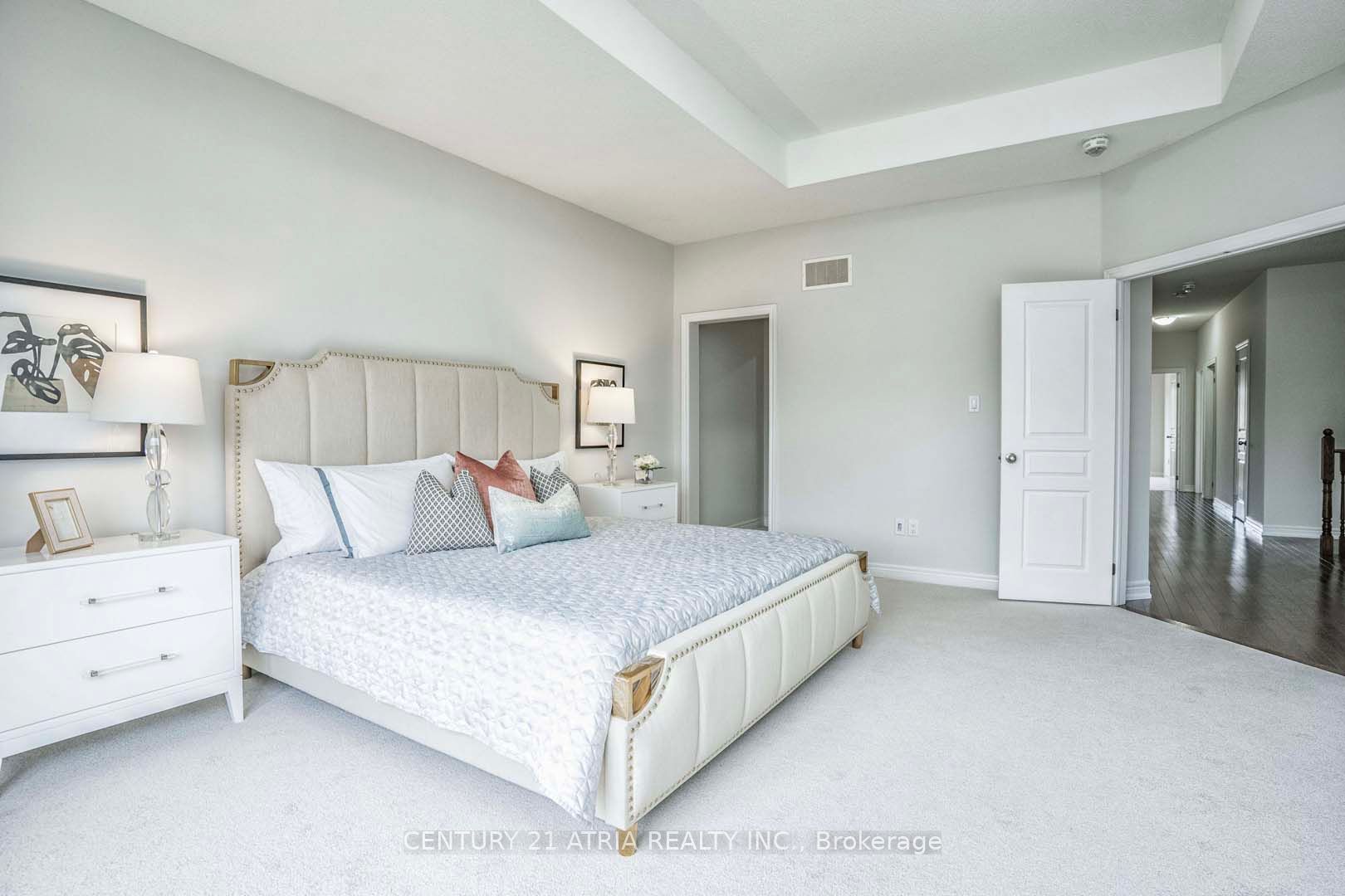 38 Boone Cres