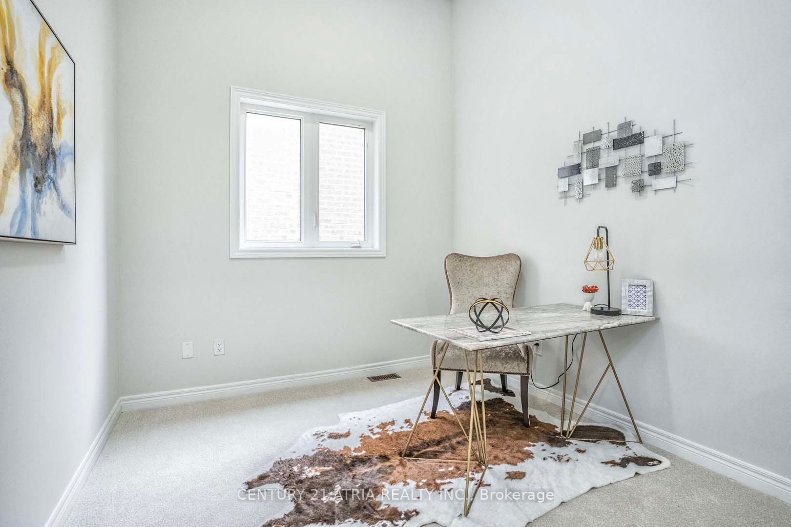 38 Boone Cres