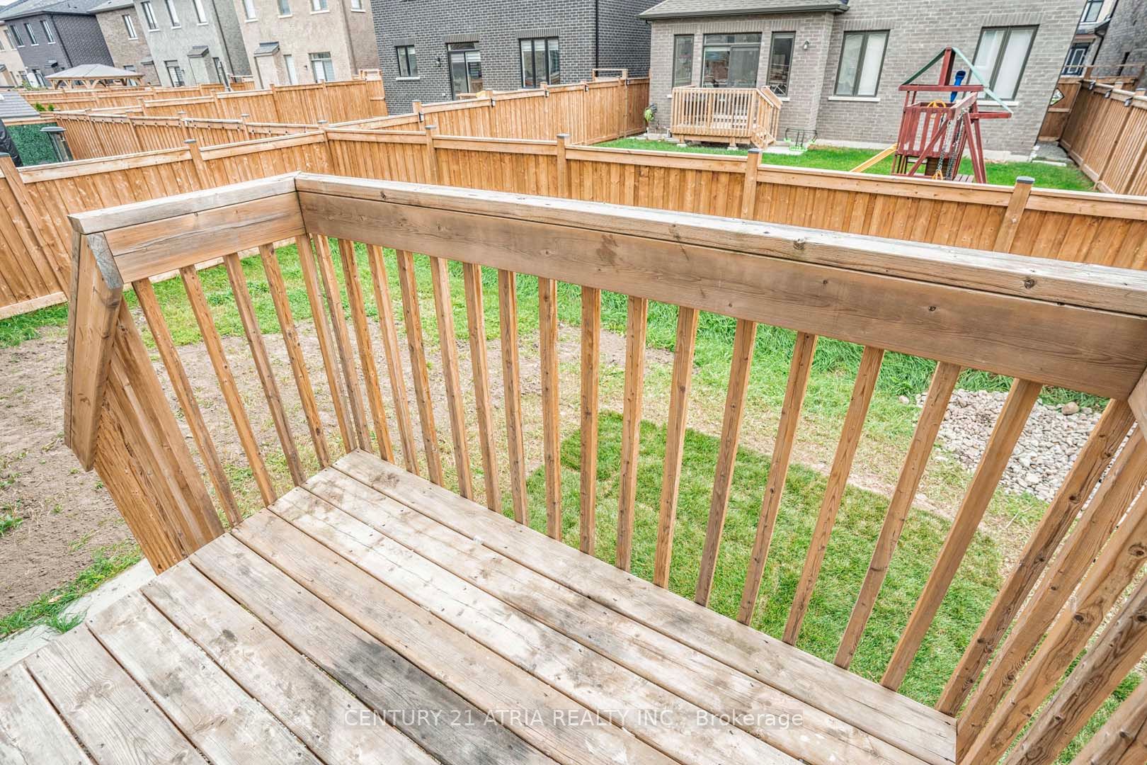 38 Boone Cres