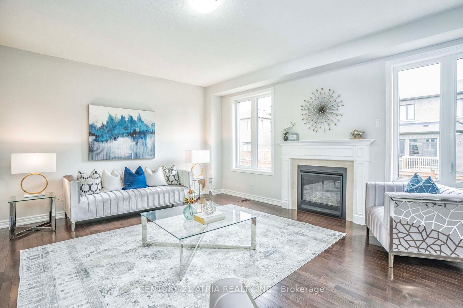 38 Boone Cres