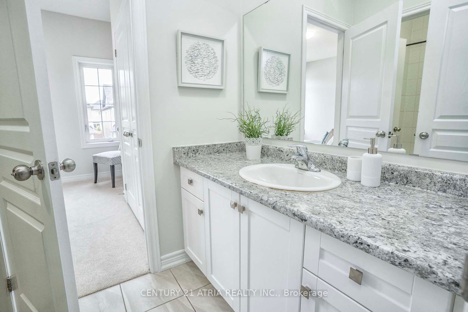 38 Boone Cres