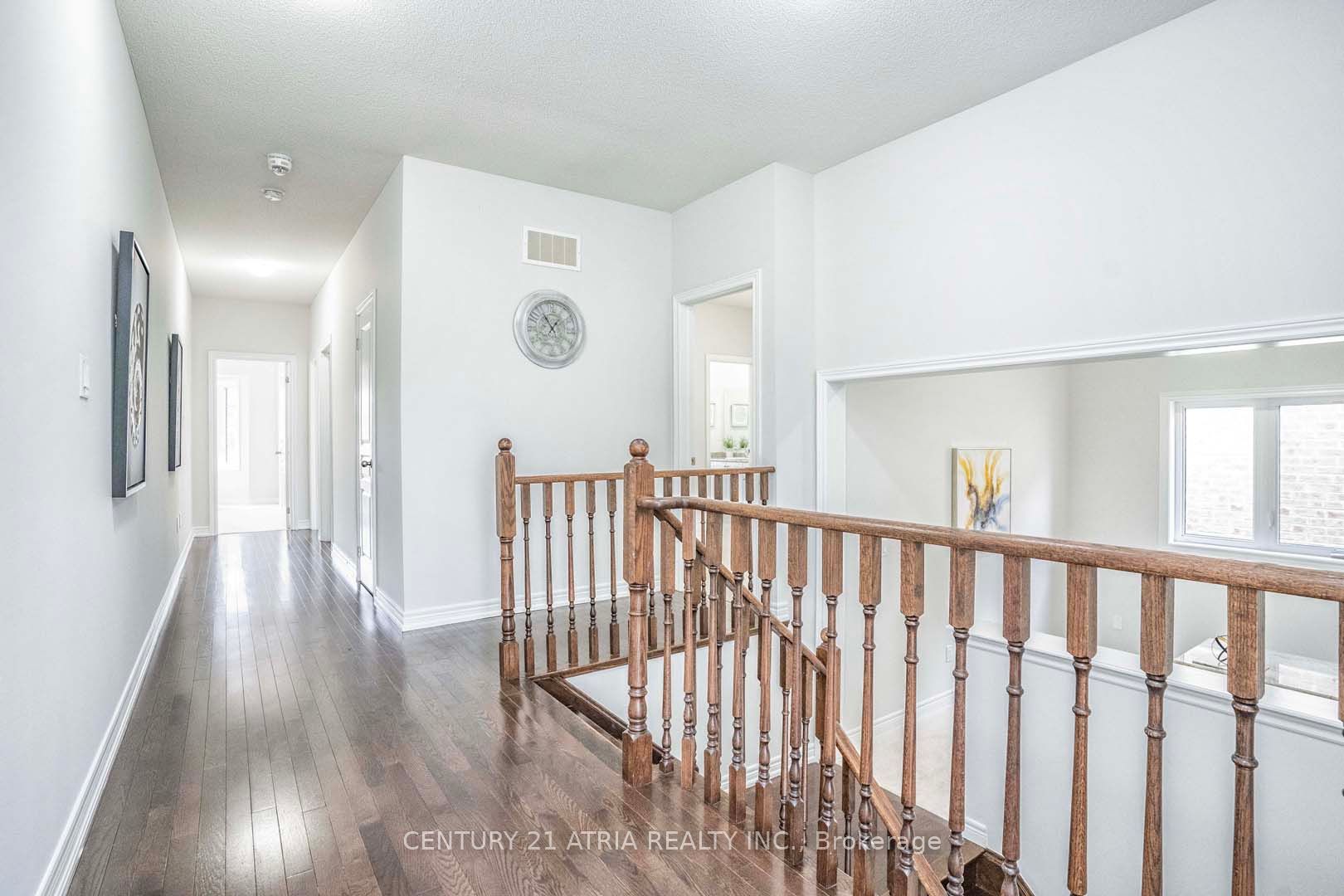 38 Boone Cres