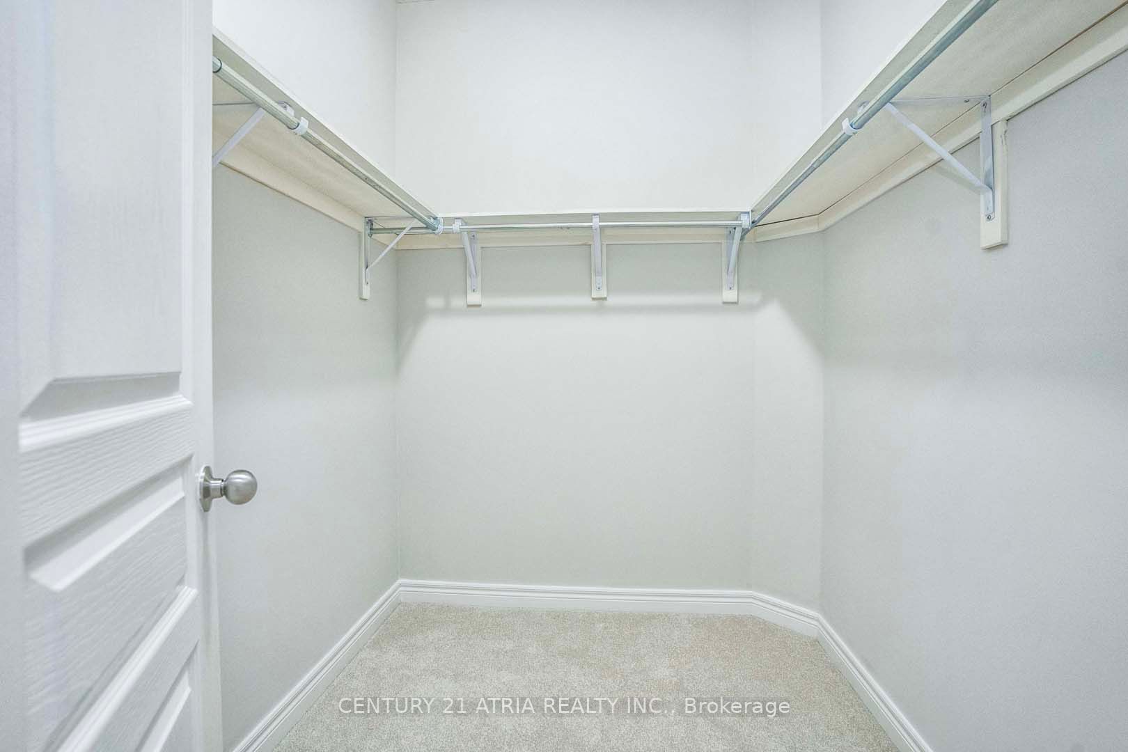 38 Boone Cres