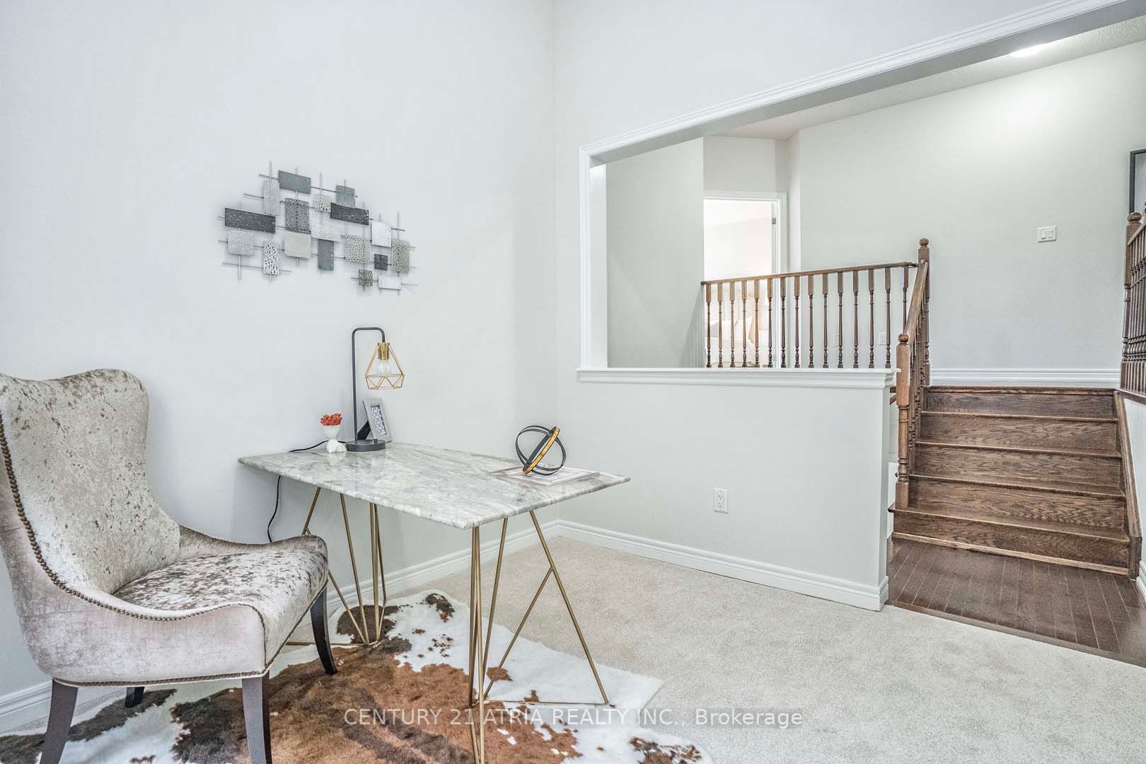38 Boone Cres