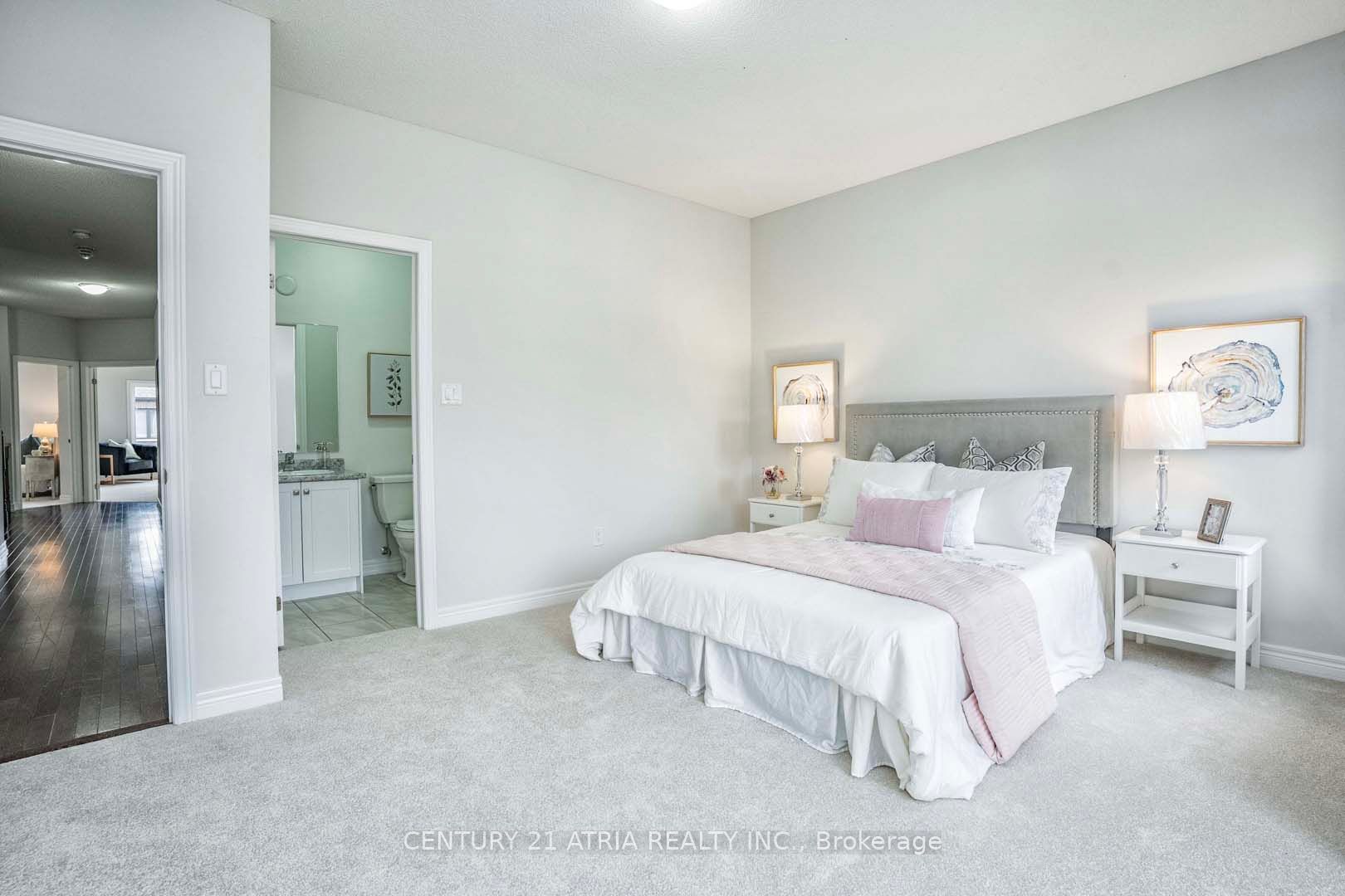 38 Boone Cres
