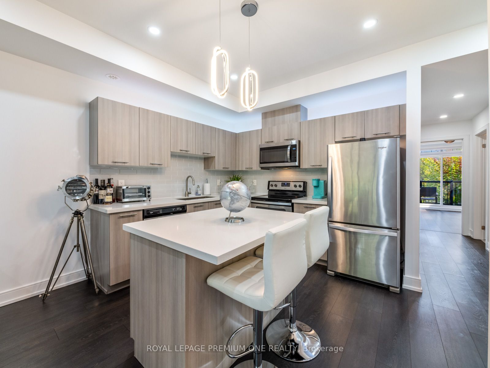 199 Pine Grove Rd, #322