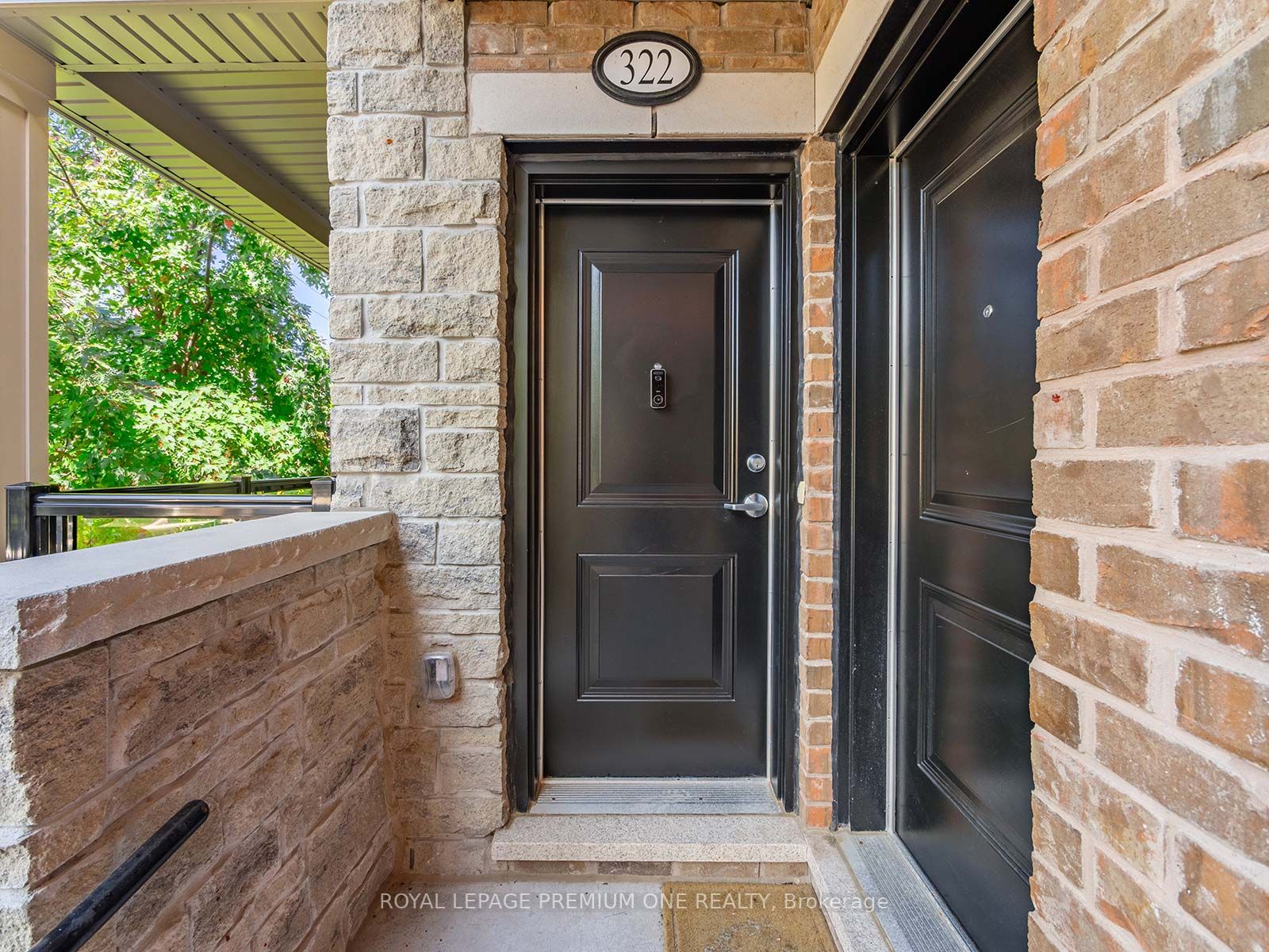 199 Pine Grove Rd, #322