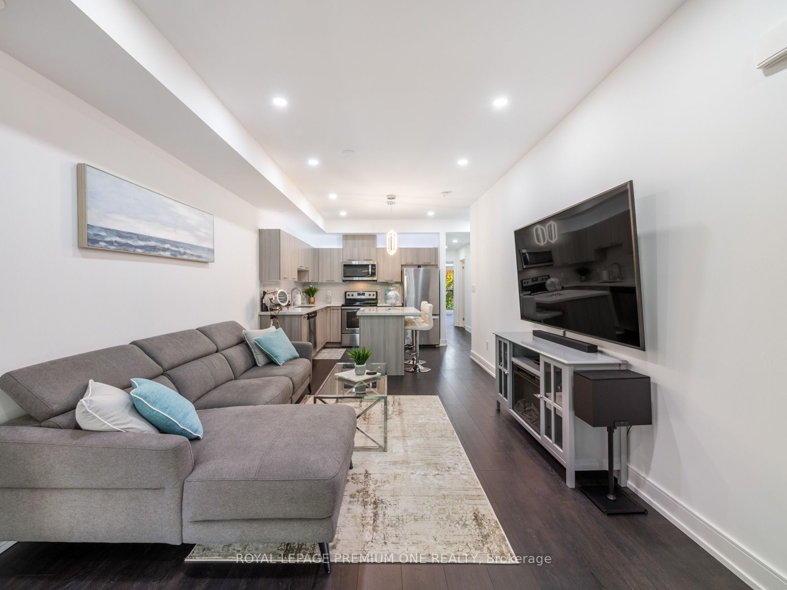 199 Pine Grove Rd, #322