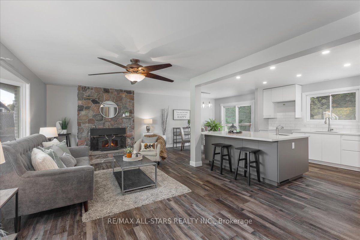 32 Garrett Dr