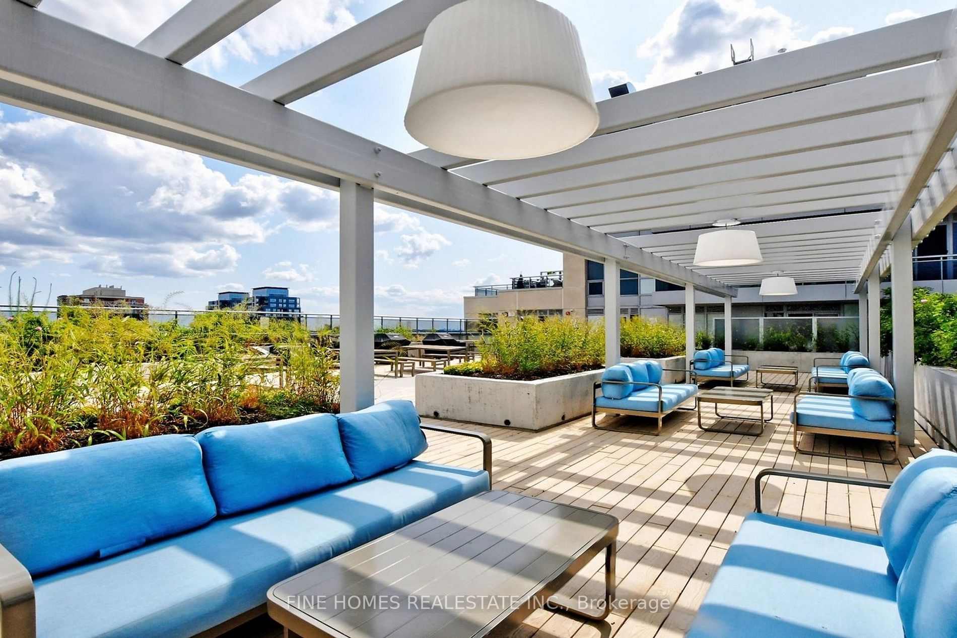 9201 Yonge St, #1001