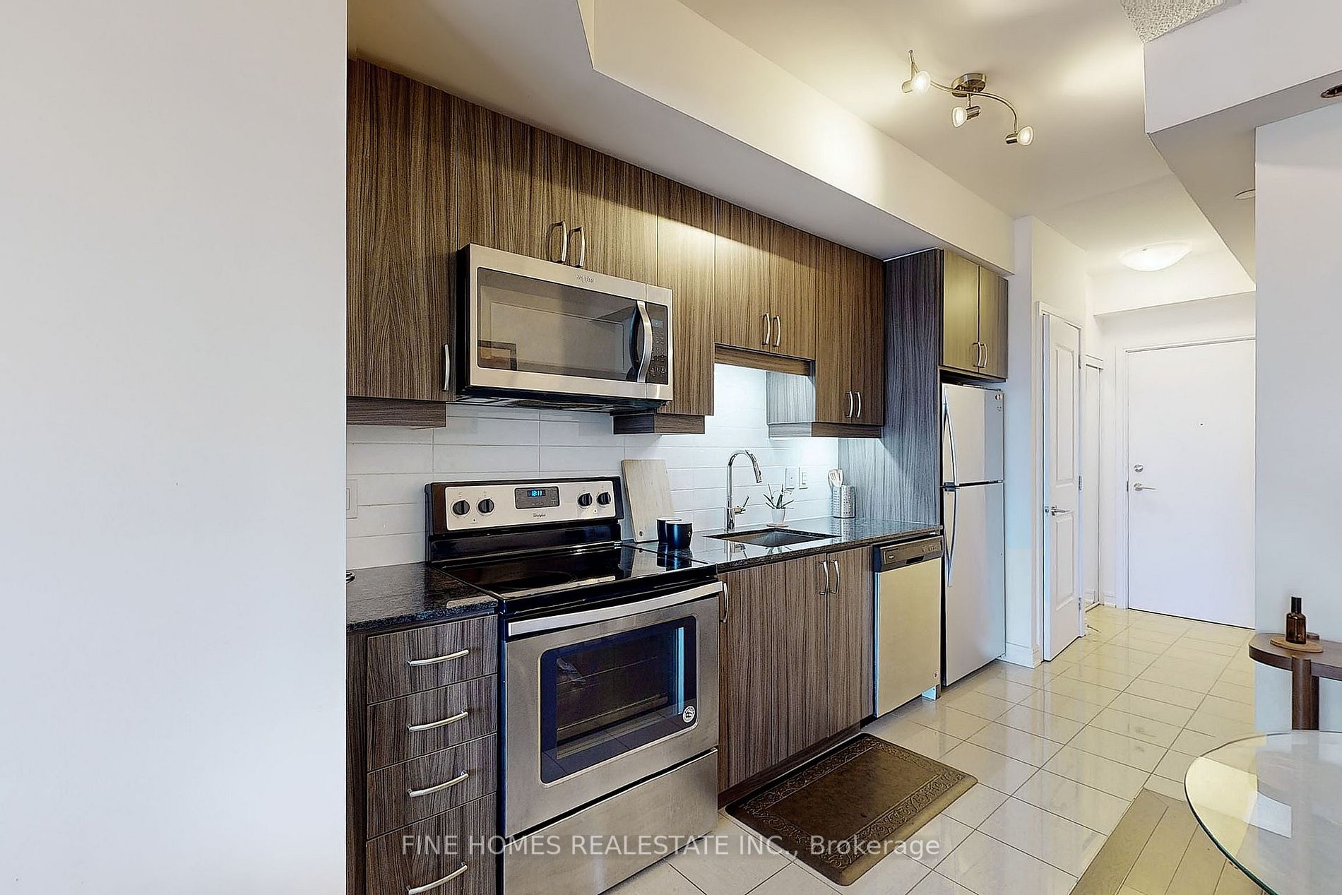 9201 Yonge St, #1001