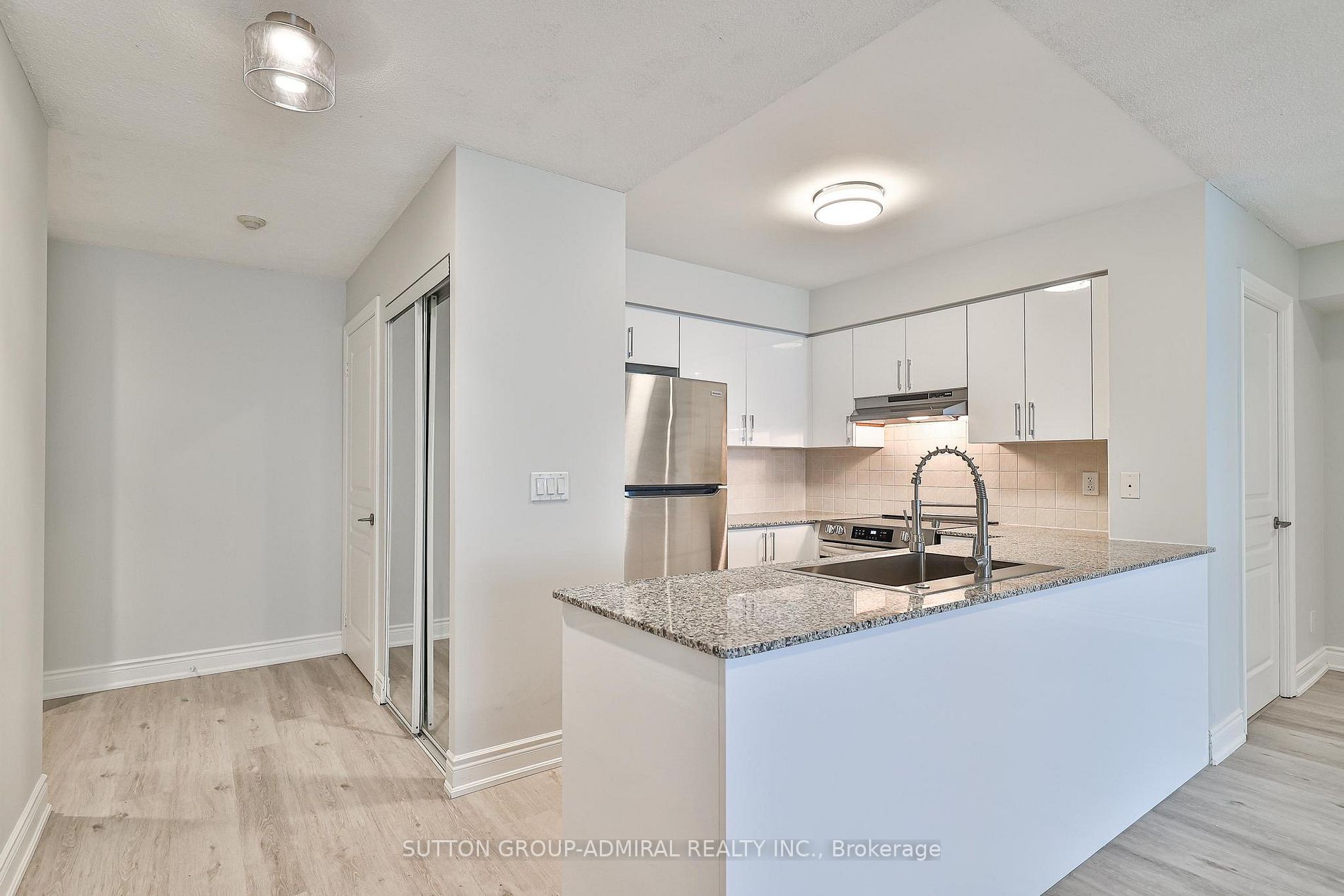 7 North Park Rd, #801