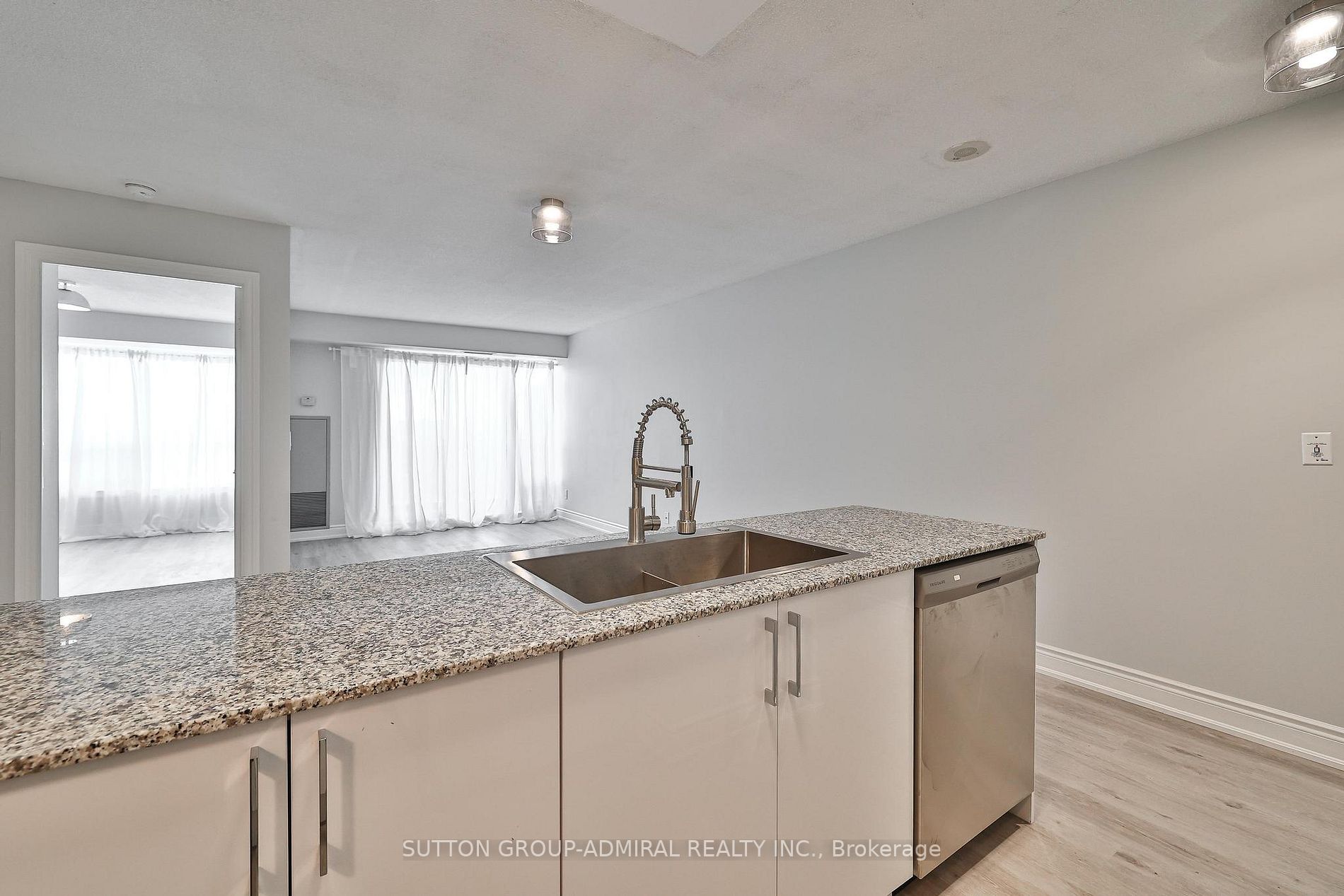 7 North Park Rd, #801