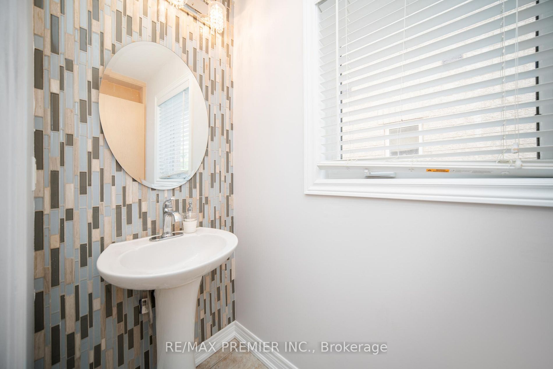 140 Ozner Cres