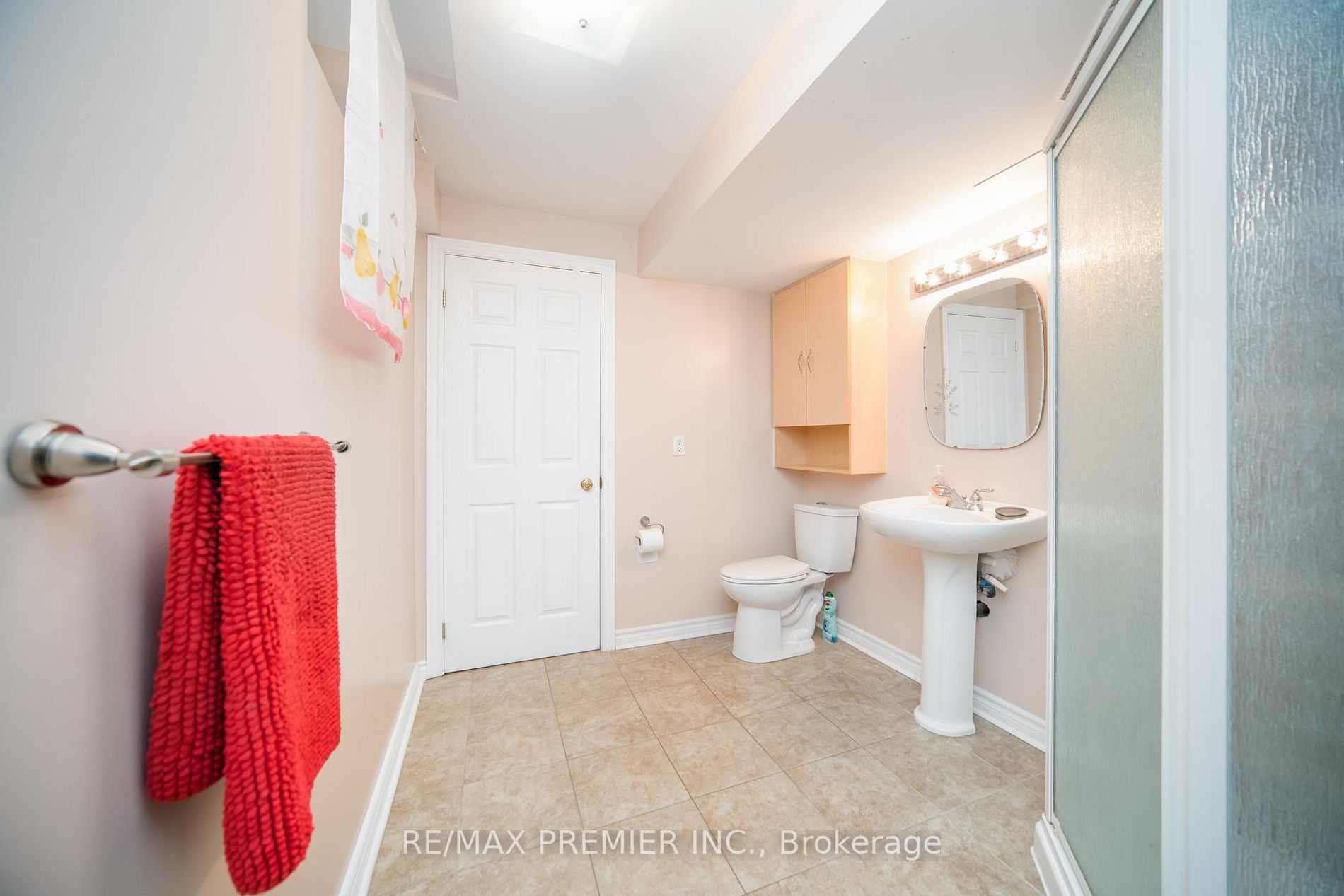 140 Ozner Cres