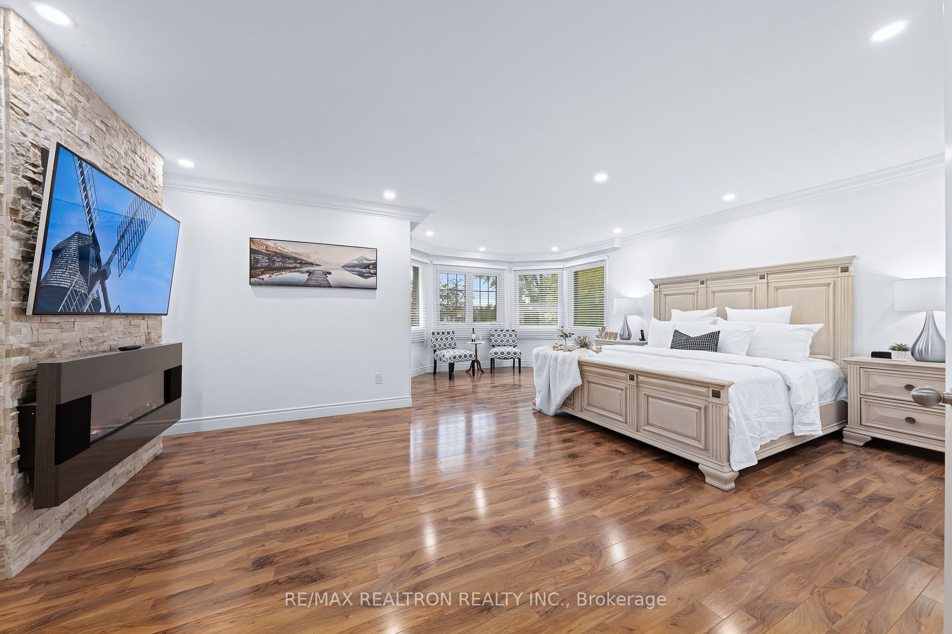 31 Westbourne Crt