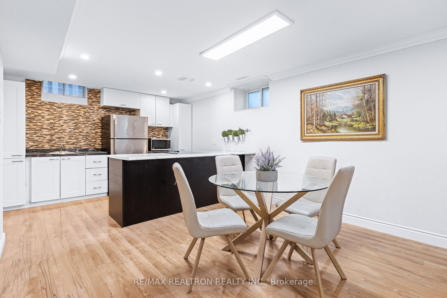 31 Westbourne Crt