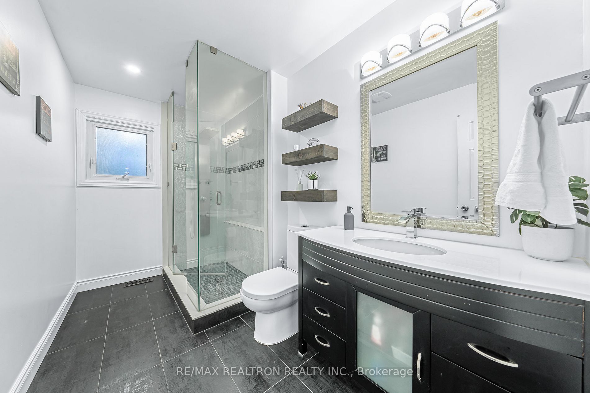 31 Westbourne Crt