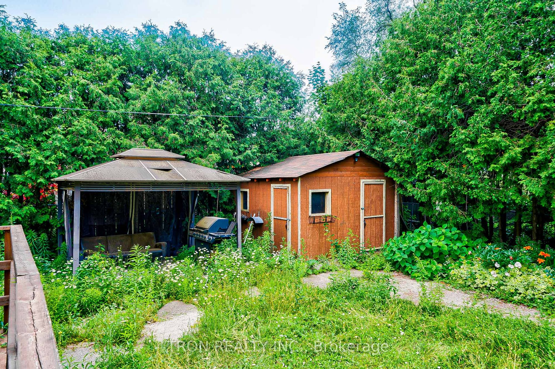 123 Sherwood Forest Drive