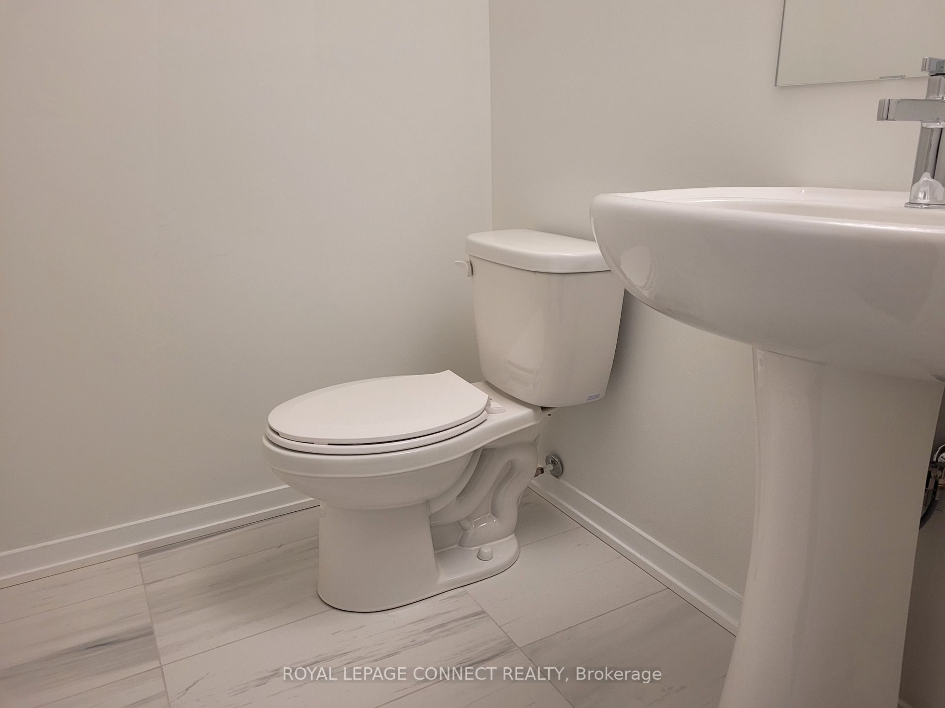 11 Honeycrisp Cres, #17
