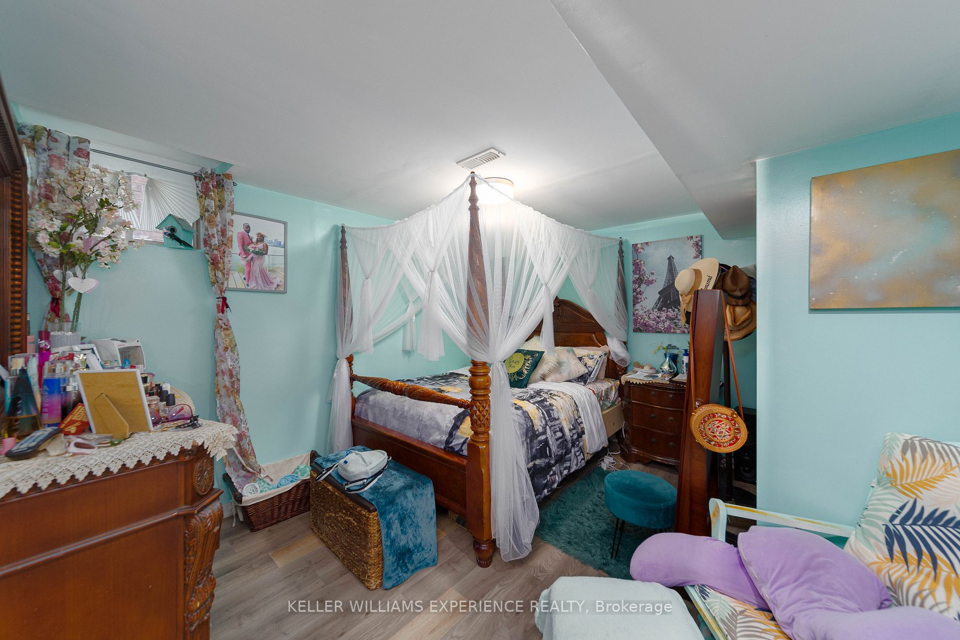 1995 Mcneil St E