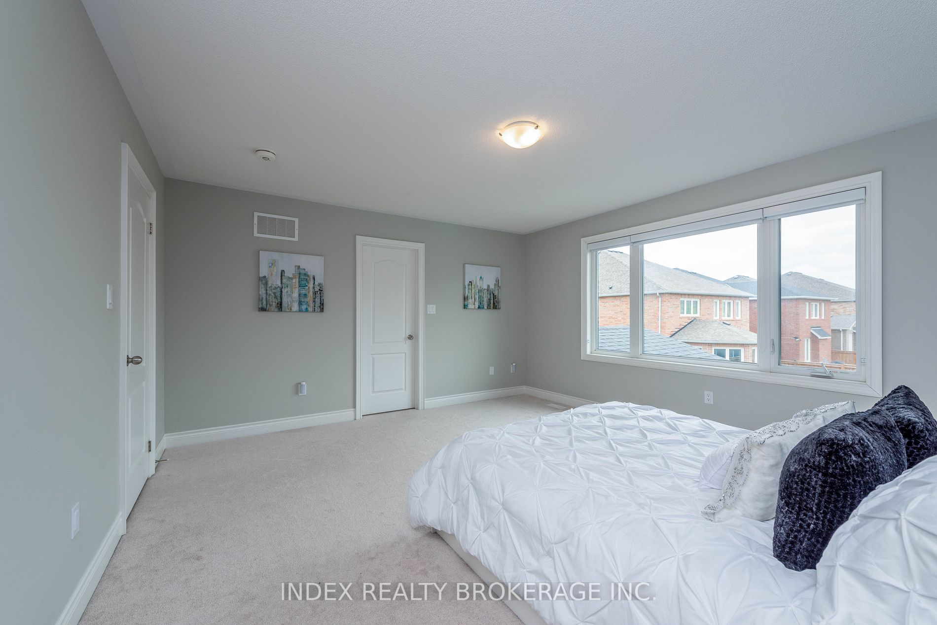 14 Empire Drive