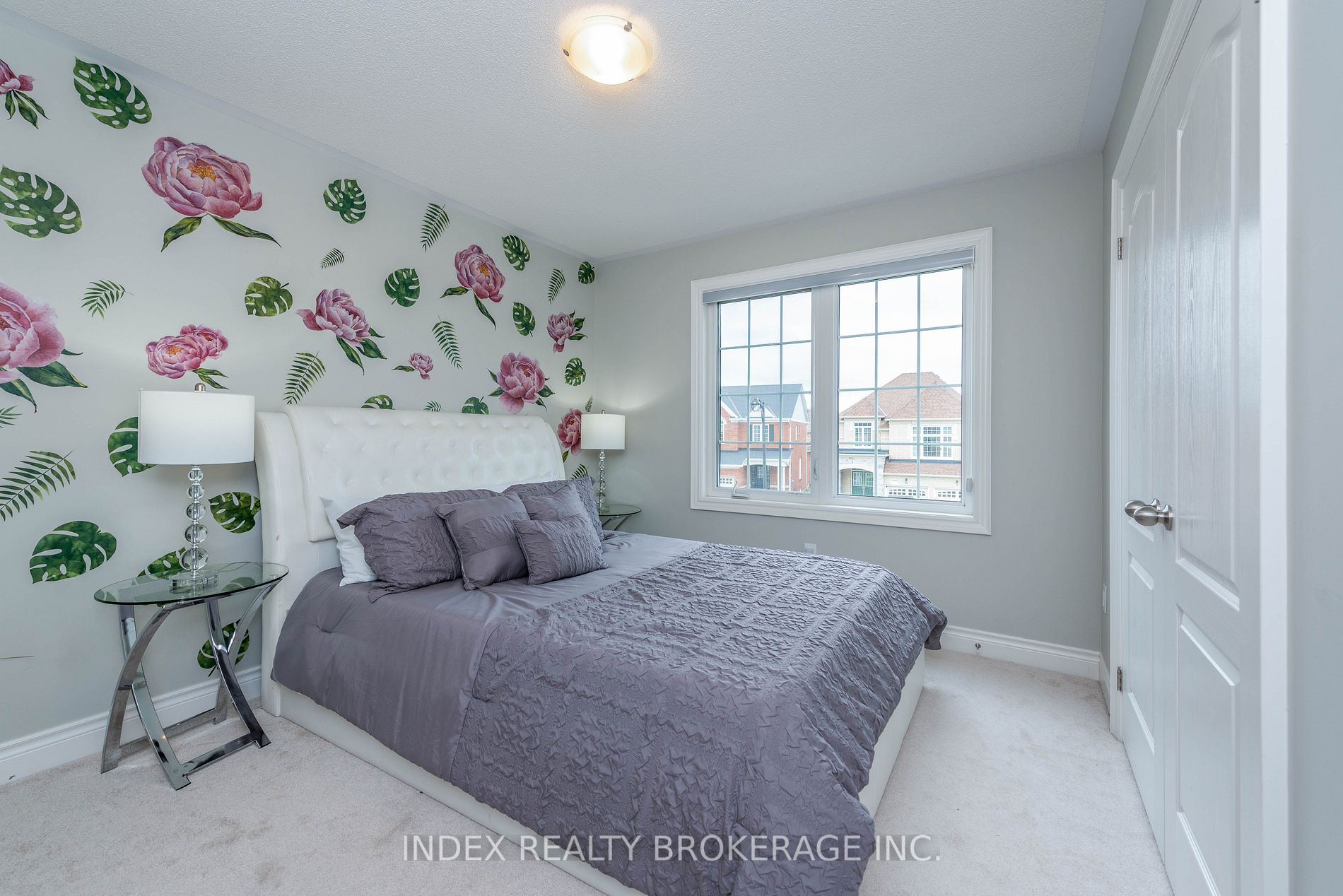 14 Empire Drive