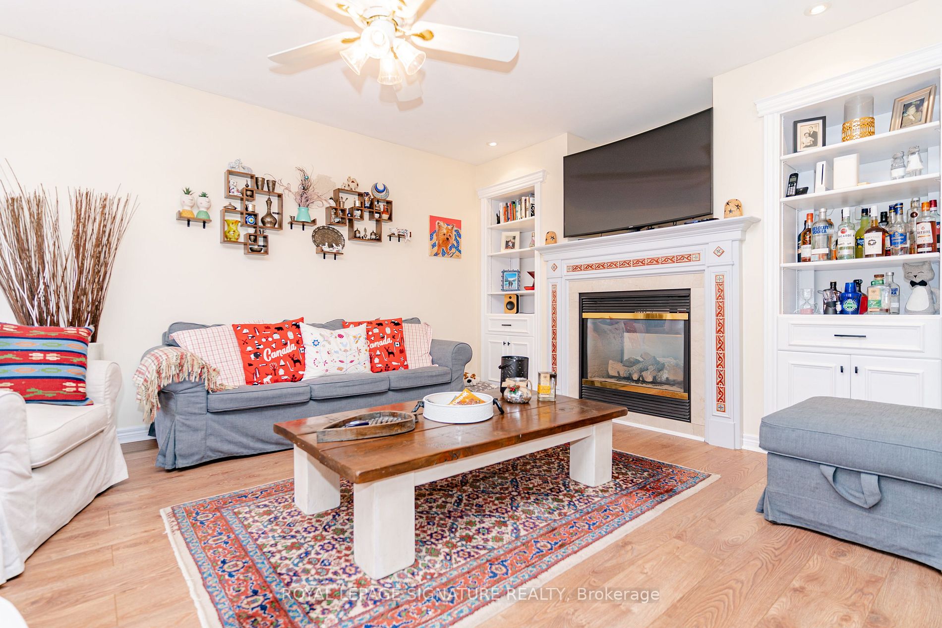 314 King St E