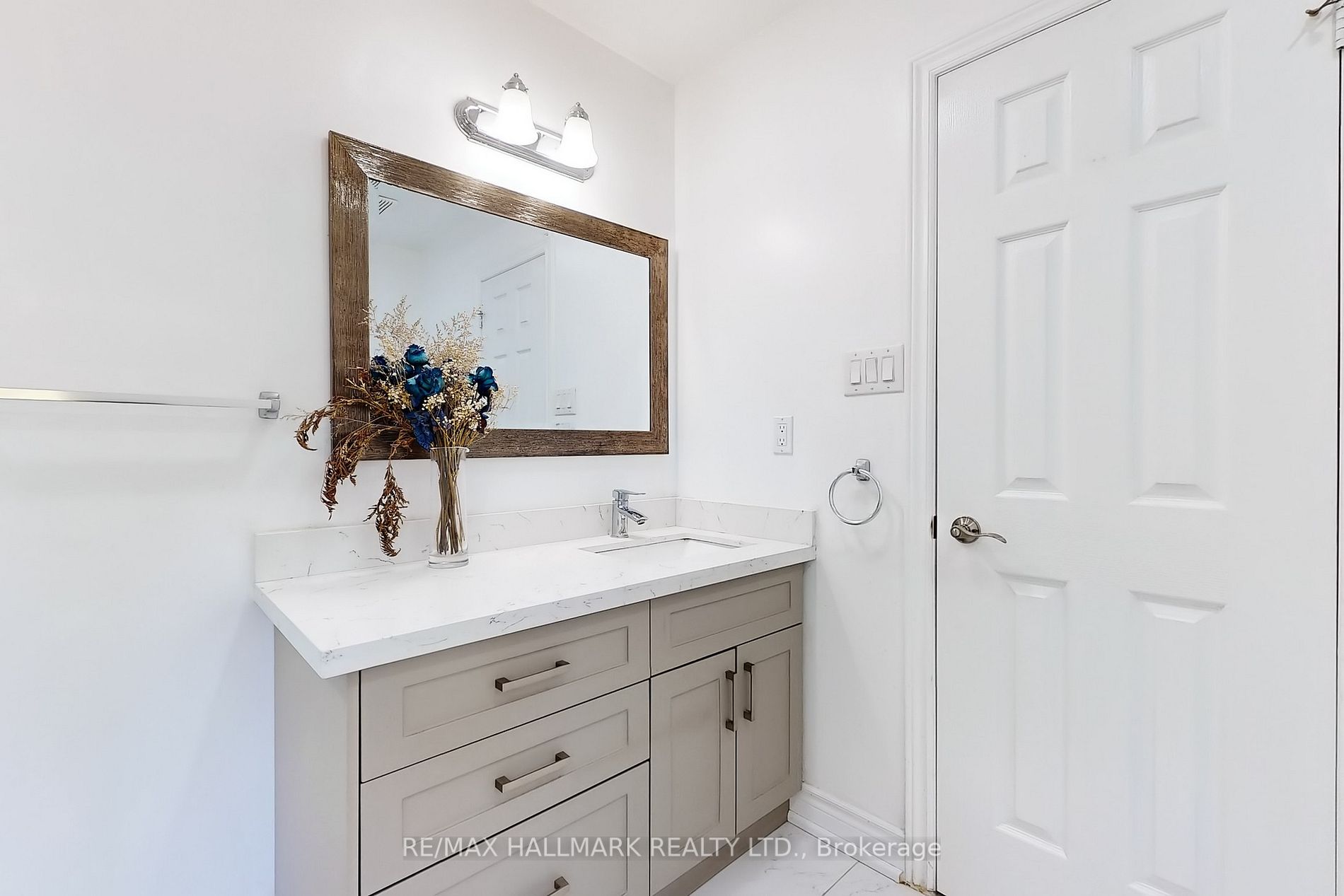 56 Loredana Crt