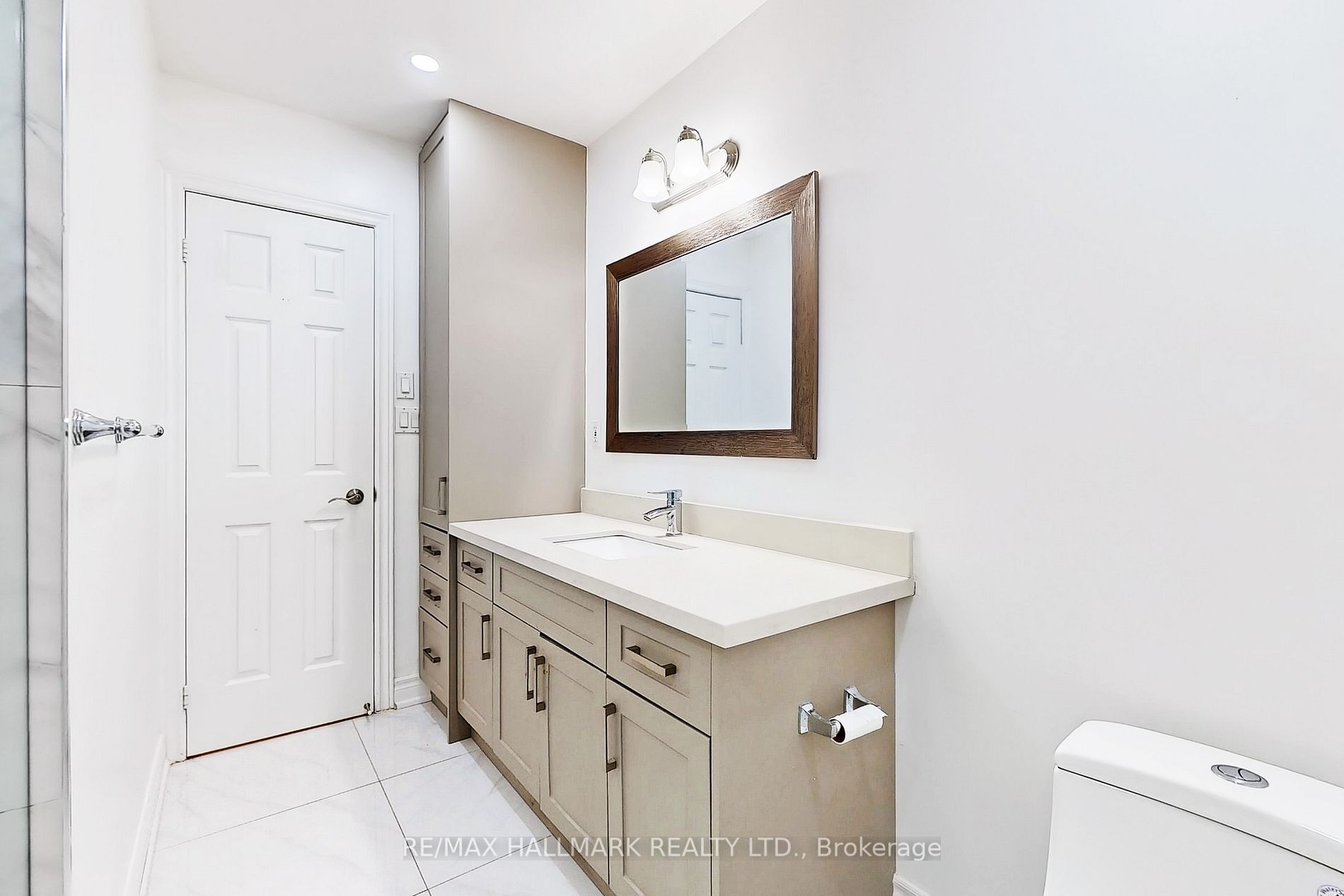 56 Loredana Crt