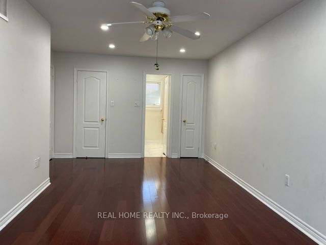 31 Prince Dr