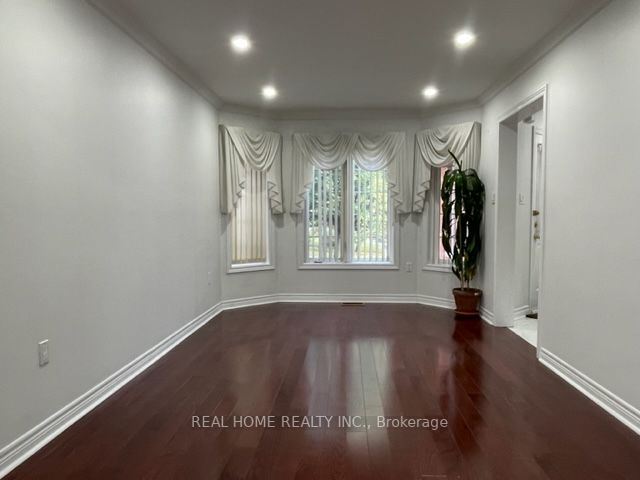 31 Prince Dr