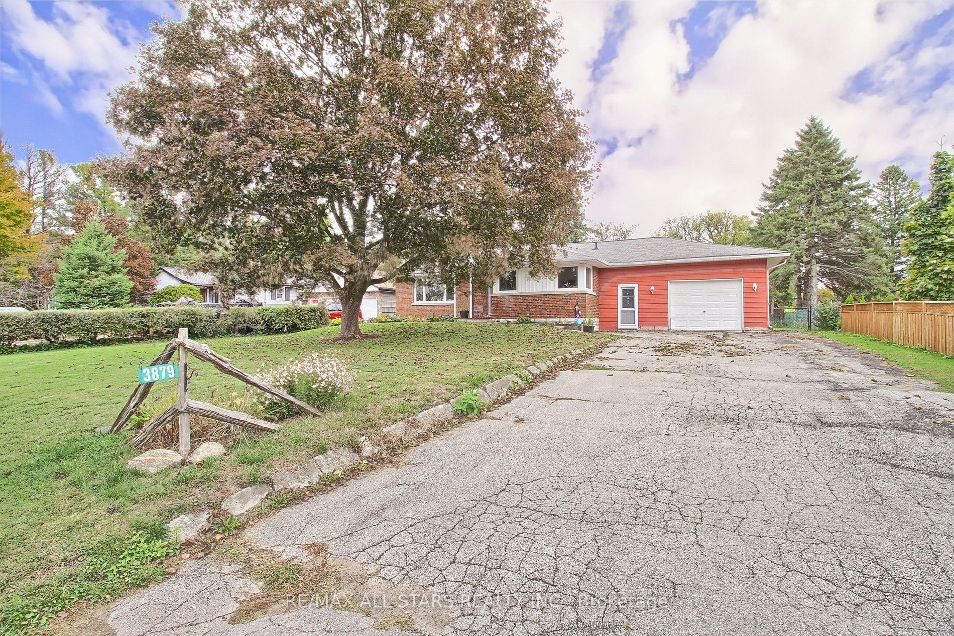 3879 Front St