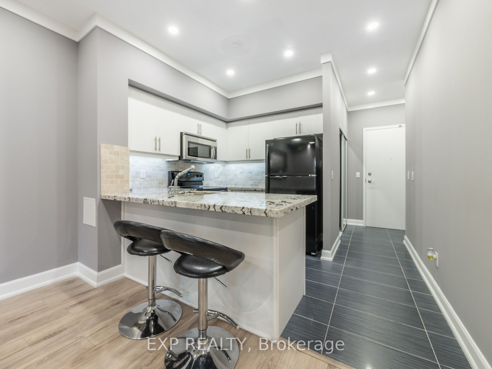 9973 Keele St, #106