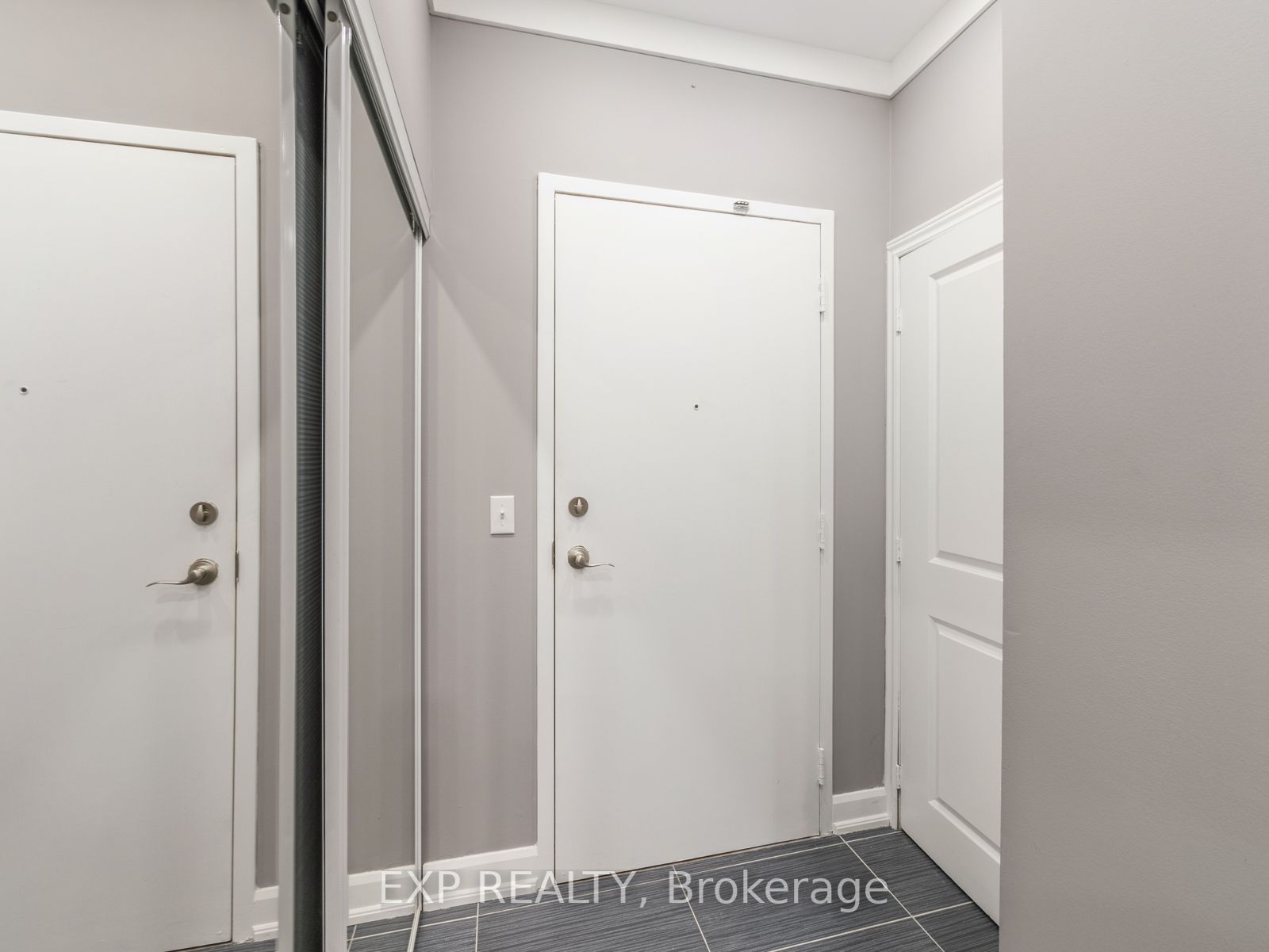 9973 Keele St, #106