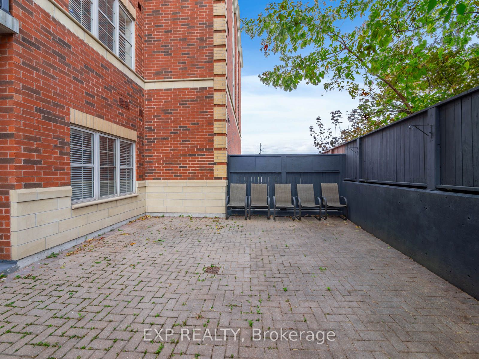 9973 Keele St, #106