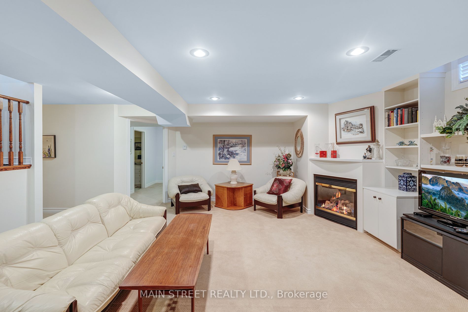 527 Laurelwood Gate