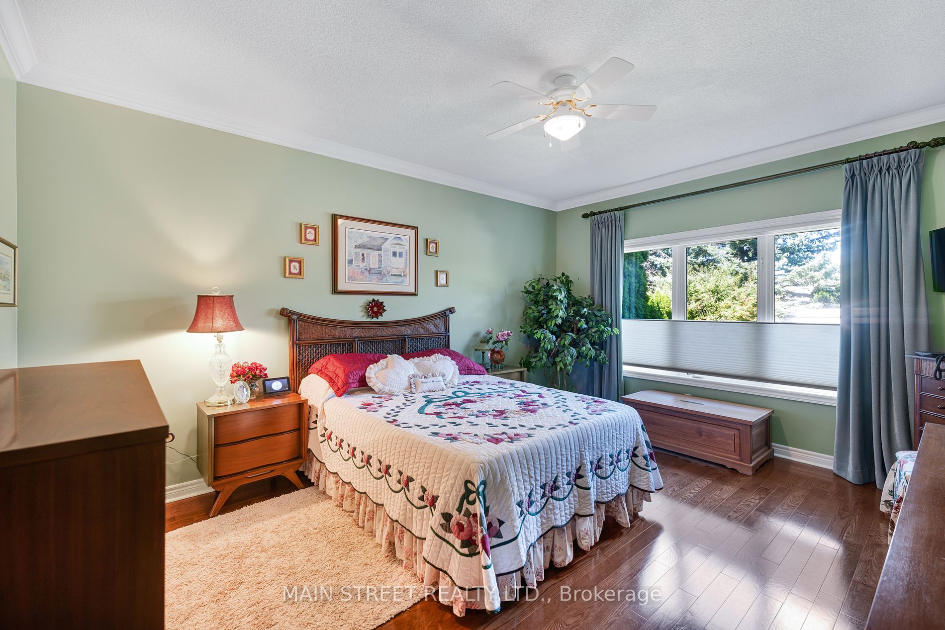 527 Laurelwood Gate