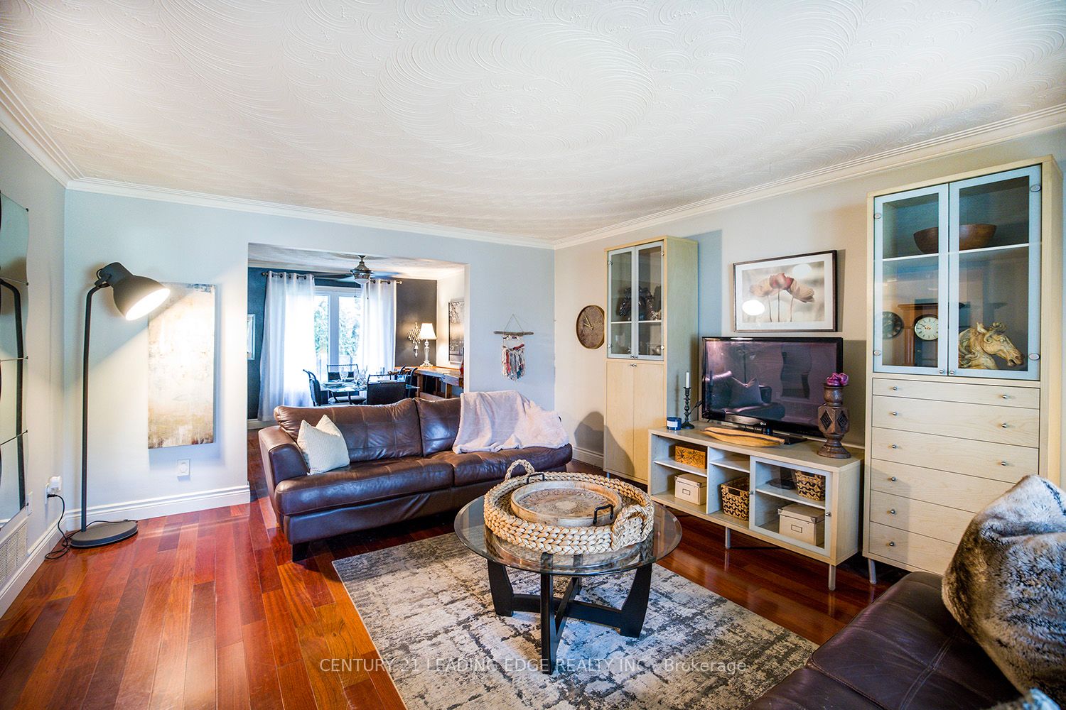 11 Thornbay Drive