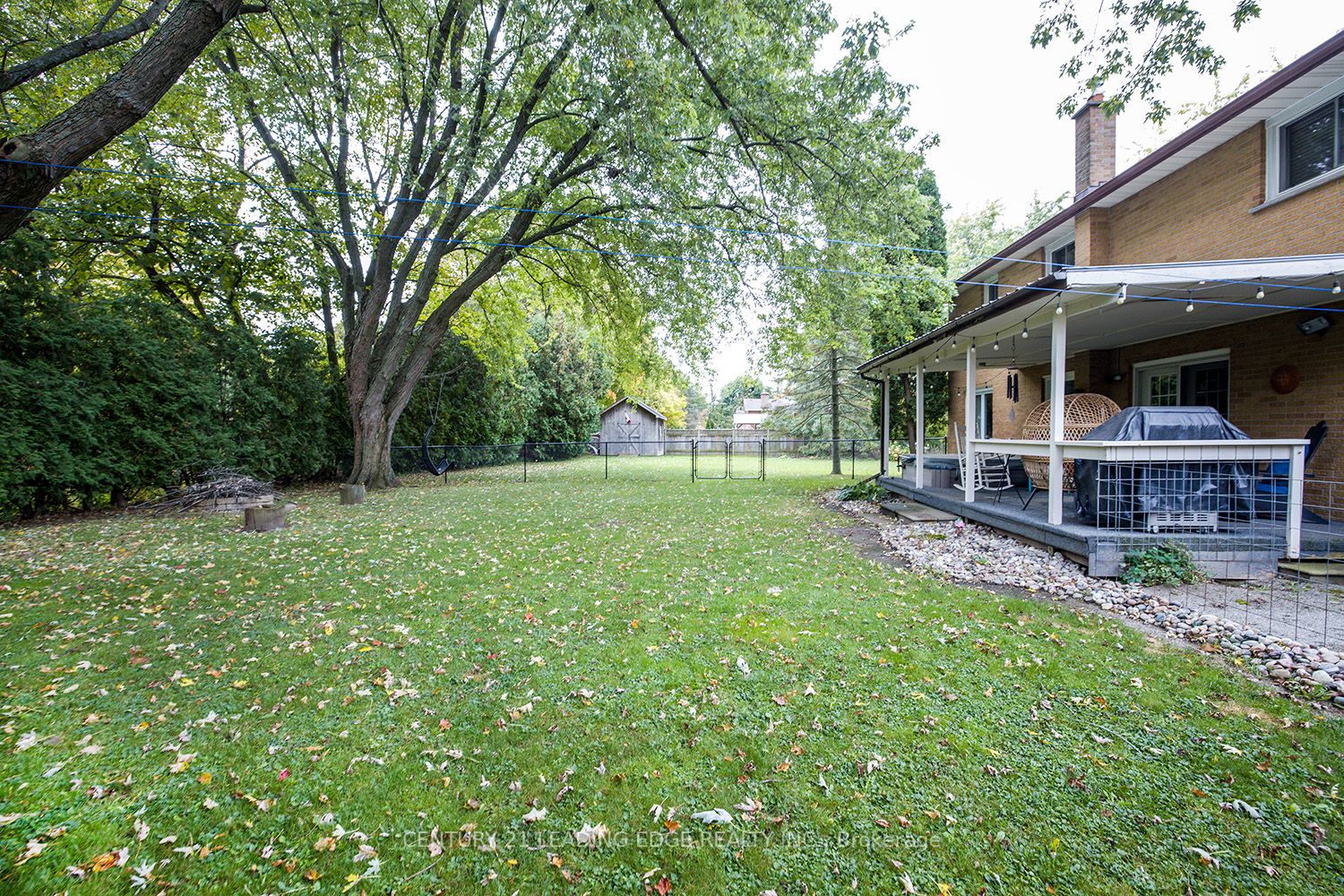 11 Thornbay Drive