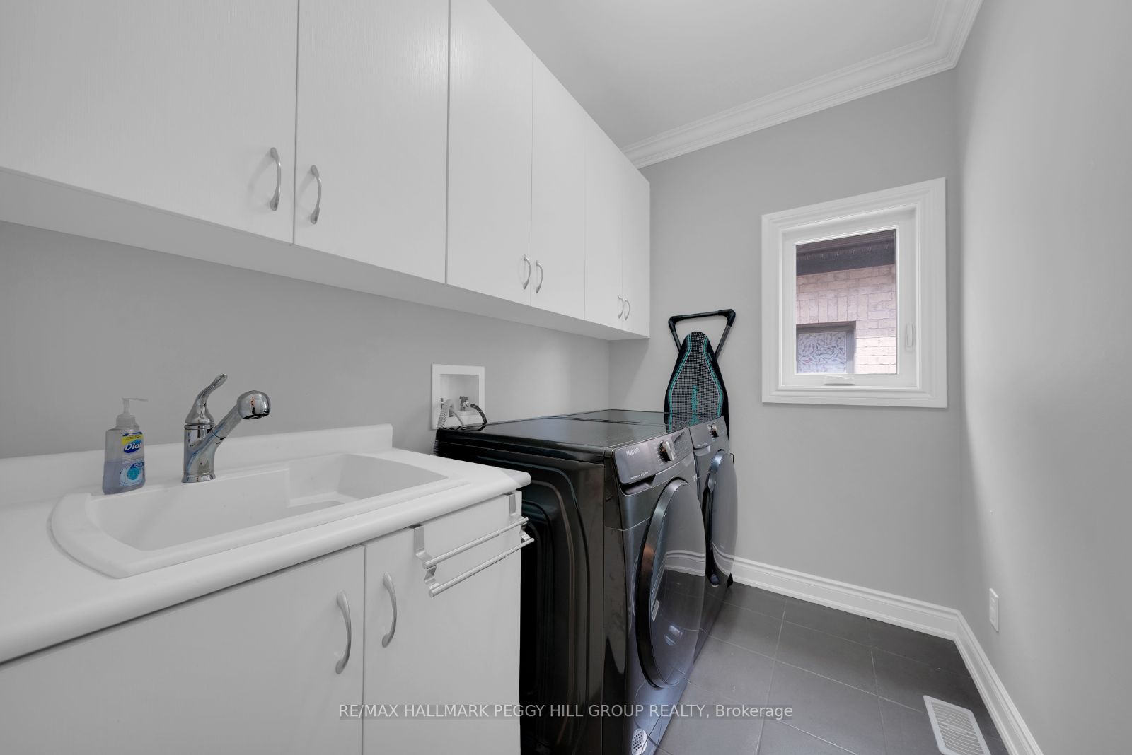 116 Robert Berry Cres