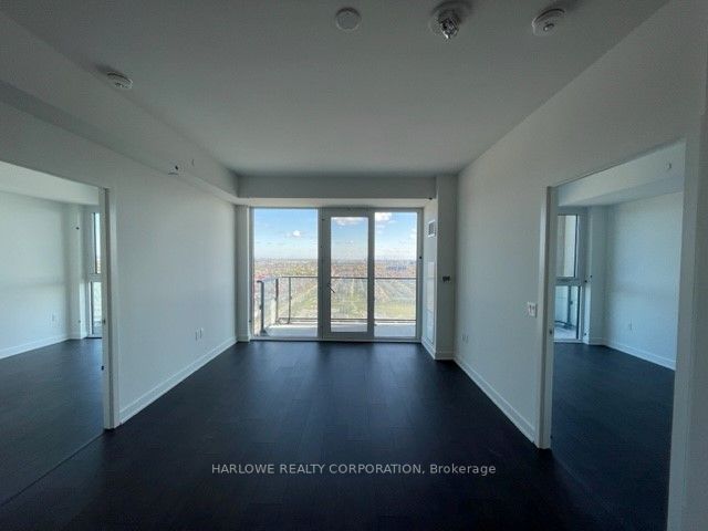 105 Oneida Cres, #2506