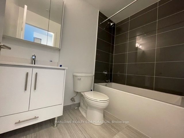 105 Oneida Cres, #2506