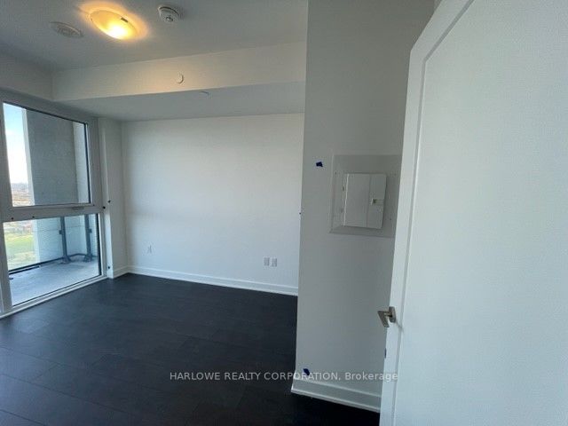 105 Oneida Cres, #2506